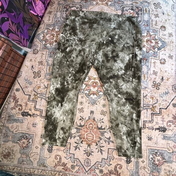 Lululemon Align High Rise Leggings Cropped Women's Size 20 Has Pockets Gym Yoga - Picture 11 of 15